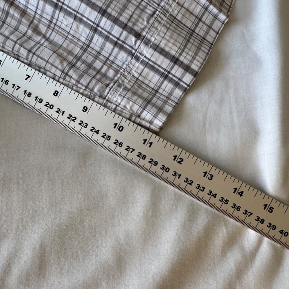 Calvin Klein Jeans Women's Plaid Bermuda Shorts Lightweight Walking White/Gray 8 - Picture 13 of 16